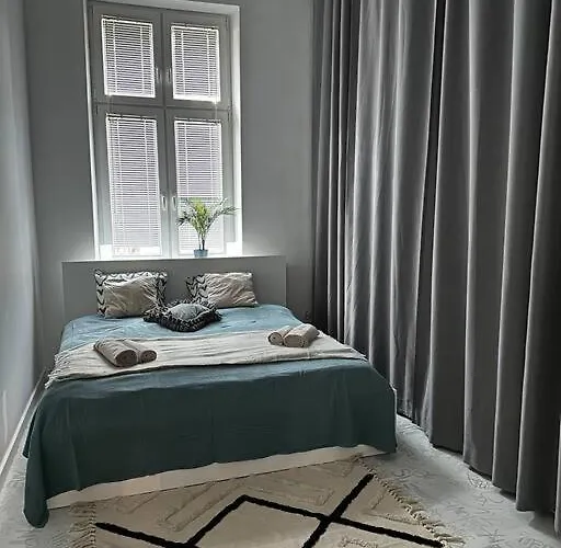 P-122 Piotrkowska Apartment.