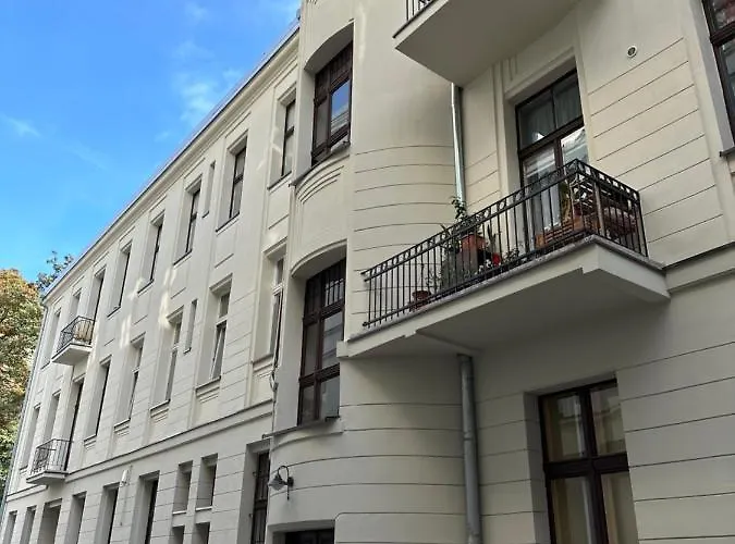 P-122 Piotrkowska Apartment. *